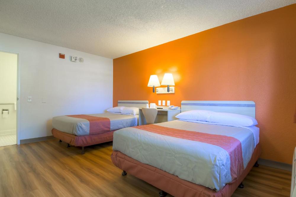 Quadruple Room - Disability Access - Roll in Shower interior